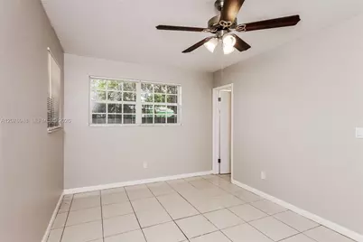 3430 N 72nd Ter, Hollywood, FL 33024 - Photo 11