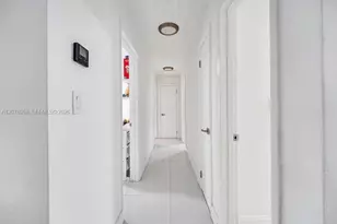 20400 NW 38th Ct, Miami Gardens, FL 33055 - Photo 15