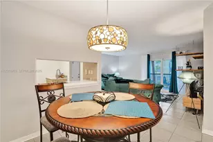 3017 N Oakland Forest Dr, Oakland Park, FL 33309 - Photo 7