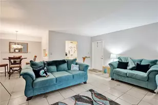 3017 N Oakland Forest Dr, Oakland Park, FL 33309 - Photo 5