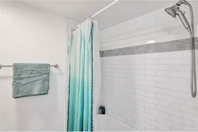 3017 N Oakland Forest Dr #208, Oakland Park, FL 33309 - Photo 25