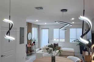 10300 NW 66th St, Doral, FL 33178 - Photo 9