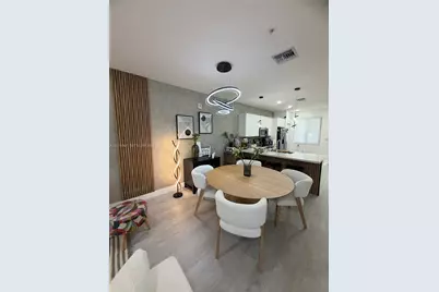 10300 NW 66th St, Doral, FL 33178 - Photo 13