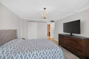 2655 Collins Ave, Miami Beach, FL 33140 - Photo 33