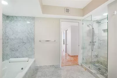 3600 Yacht Club Dr #1602, Aventura, FL 33180 - Photo 23