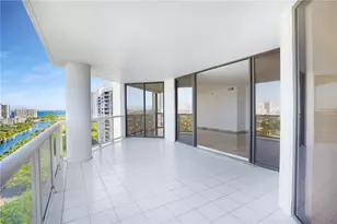 3600 Yacht Club Dr, Aventura, FL 33180 - Photo 31
