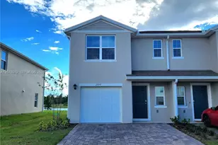 2790 Brie Hammock Bnd, Saint Cloud, FL 34773 - Photo 1