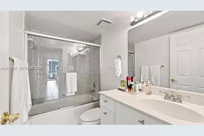 210 174 St #2401, Sunny Isles Beach, FL 33160 - Photo 9