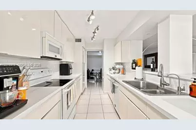 210 174 St #2401, Sunny Isles Beach, FL 33160 - Photo 25