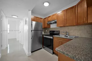 557 Kathy Ct, Margate, FL 33068 - Photo 3