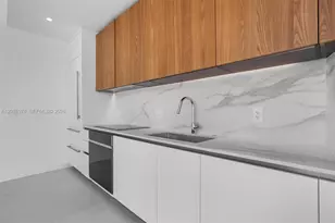 1400 Biscayne Blvd, Miami, FL 33132 - Photo 31