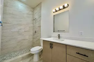 2375 NW 105th St, Miami, FL 33147 - Photo 7