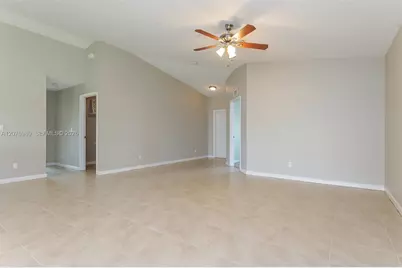 991 SW Dubois Ave, Port Saint Lucie, FL 34953 - Photo 3