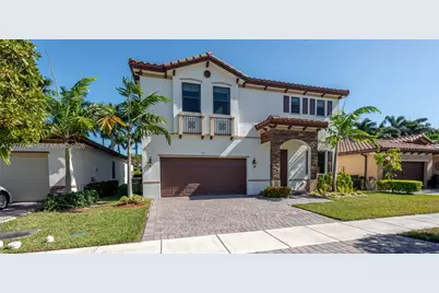 139 NE 27th Ter, Homestead, FL 33033 - Photo 3