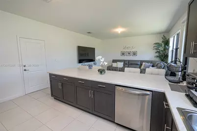 139 NE 27th Ter, Homestead, FL 33033 - Photo 17