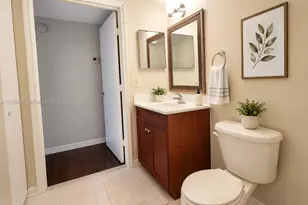36 NW 6th Ave, Miami, FL 33128 - Photo 7