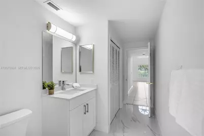 950 NW 197th Ter, Pembroke Pines, FL 33029 - Photo 17