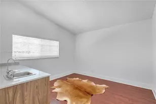 950 NW 197th Terrace, Pembroke Pines, FL 33029 - Photo 25