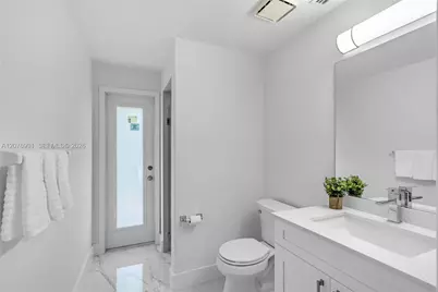 950 NW 197th Ter, Pembroke Pines, FL 33029 - Photo 19