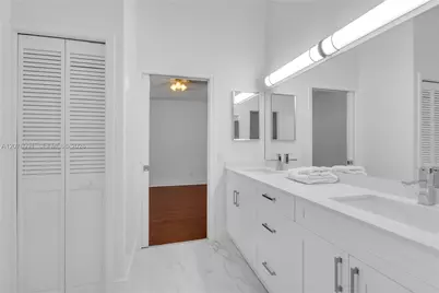 950 NW 197th Ter, Pembroke Pines, FL 33029 - Photo 33