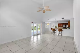 950 NW 197th Terrace, Pembroke Pines, FL 33029 - Photo 11