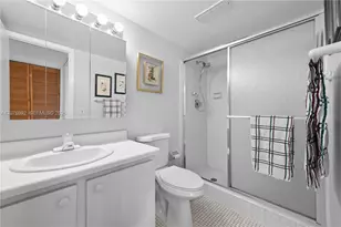 8305 NW 61st St, Tamarac, FL 33321 - Photo 9