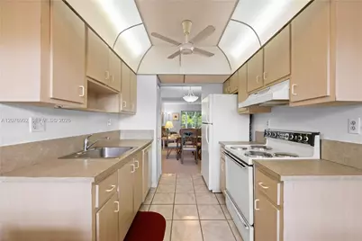 8305 NW 61st St #C303, Tamarac, FL 33321 - Photo 11