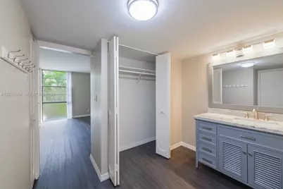 20500 W Country Club Dr #406, Aventura, FL 33180 - Photo 15
