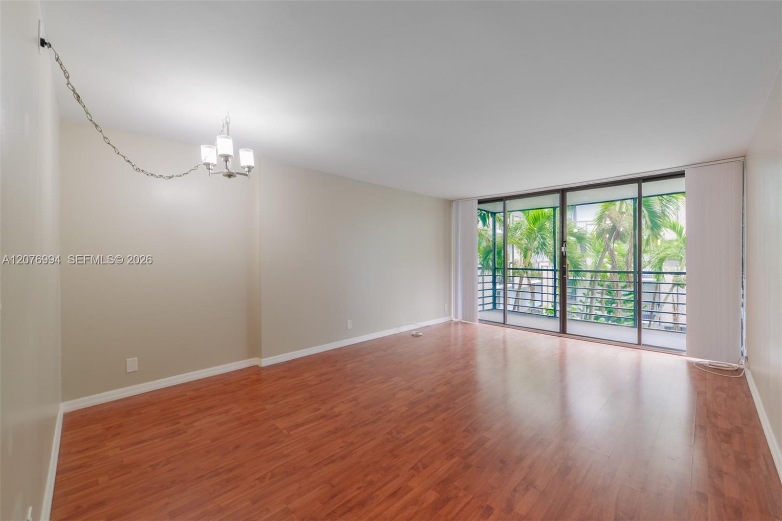 20500 W Country Club Dr #406 - 20500 W Country Club Dr #406, Aventura, FL 33180 Luxury Property | Jose Angel Pina