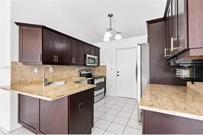 19181 NW 89th Ave #1, Hialeah, FL 33018 - Photo 11