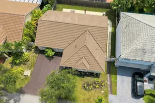 19181 NW 89th Ave, Hialeah, FL 33018 - Photo 35