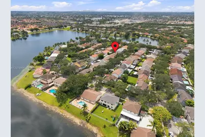 19181 NW 89th Ave #1, Hialeah, FL 33018 - Photo 39