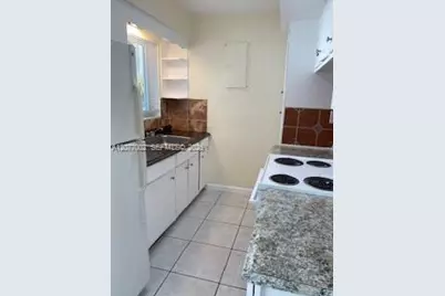 2225 Van Buren St #7, Hollywood, FL 33020 - Photo 7
