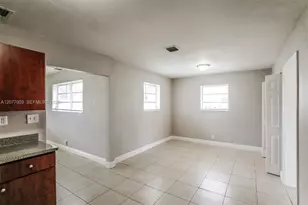 2435 Liberty St, Hollywood, FL 33020 - Photo 7