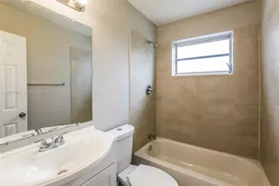 2435 Liberty St, Hollywood, FL 33020 - Photo 17