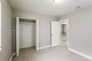2435 Liberty St, Hollywood, FL 33020 - Photo 13