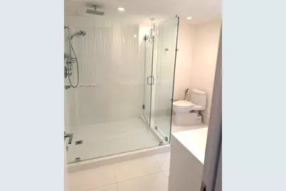 4861 Campo Sano Ct #0, Coral Gables, FL 33146 - Photo 17