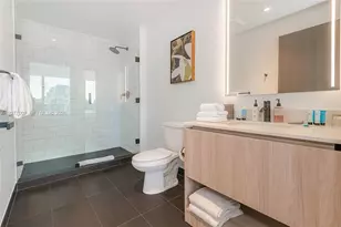 398 NE 5th, Miami, FL 33132 - Photo 21