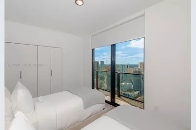 398 NE 5th #4118, Miami, FL 33132 - Photo 13