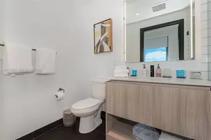 398 NE 5th, Miami, FL 33132 - Photo 17