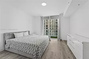 253 NE 2nd St, Miami, FL 33132 - Photo 11