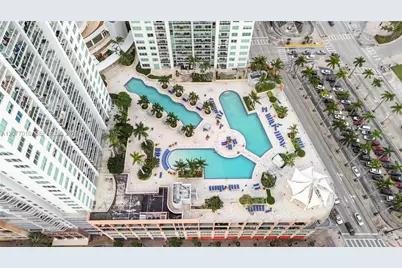 253 NE 2nd St #2104, Miami, FL 33132 - Photo 21