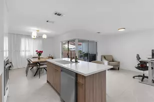 8407 SW 208th Terrace, Cutler Bay, FL 33189 - Photo 11