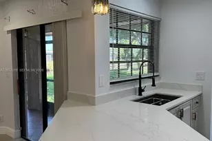 9177 W Sunrise Blvd, Plantation, FL 33322 - Photo 7