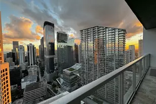 55 SE 6th St, Miami, FL 33131 - Photo 39