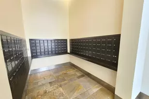 55 SE 6th St, Miami, FL 33131 - Photo 29