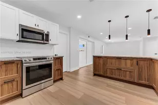 3940 NW 5th St, Coconut Creek, FL 33066 - Photo 5