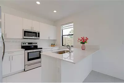 23220 SW 131st Ct, Miami, FL 33170 - Photo 5