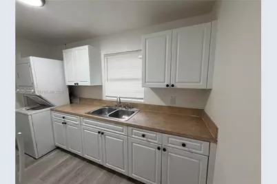 1245 W 35th St #2, Riviera Beach, FL 33404 - Photo 3