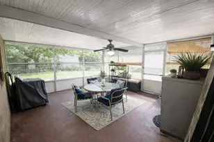8210 NW 34th Ave, Miami, FL 33147 - Photo 13